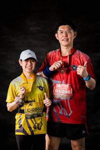 BIB: 0246, 0562
                            <button type="button" onclick="openModal(5244573)" class="btn btn-primary btn-sm float-right btn-popup" data-toggle="modal" data-target=".modal-high-quality">
                        <i class="fas fa-shopping-cart"></i> Add to Cart
                    </button>
                                            <button type="button" onclick="isThisMe(5244573, true)" class="btn btn-success btn-sm float-right btn-popup btn-isme hidden" data-toggle="tooltip" data-placement="bottom" title="นี่คือรูปของคุณใช่ไหม คลิกที่นี่เพื่อเอาเข้าอัลบั้ม">
                        <i class="fas fa-plus"></i> Add to album
                    </button>
                    <button type="button" onclick="isThisMe(5244573, false)" class="btn btn-warning btn-sm float-right btn-popup btn-isnotme hidden">
                        <i class="fas fa-ban"></i> Remove from album
                    </button>